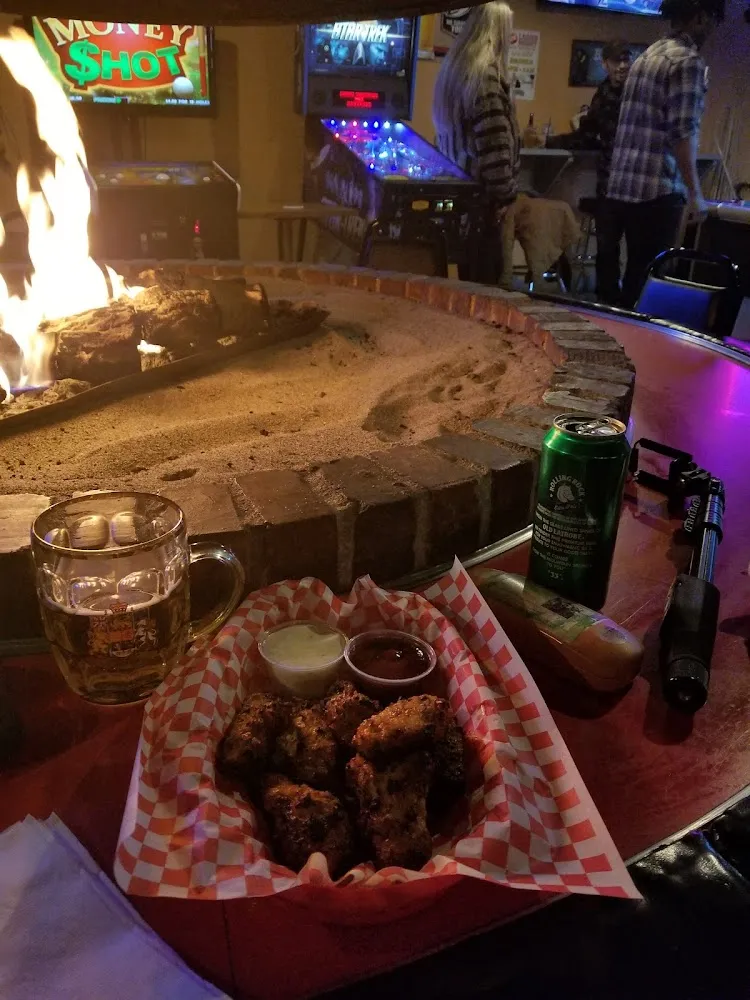 Chiken Wings and Fries